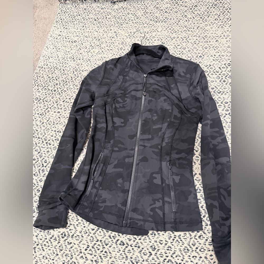 Lululemon define Jacket